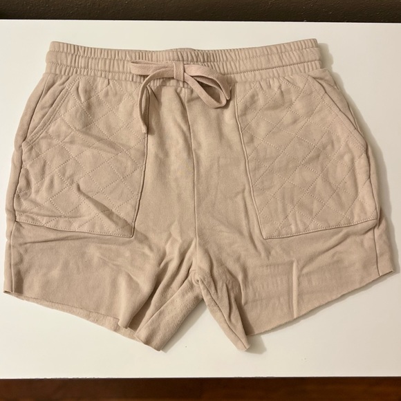 Women’s Lounge Sweat Shorts - Picture 1 of 3